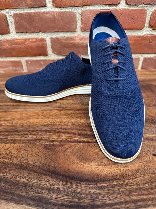 Cole Haan Navy Knit OriginalGrand Stitchlite
Wingtip Oxford.   Size 12 main image 8